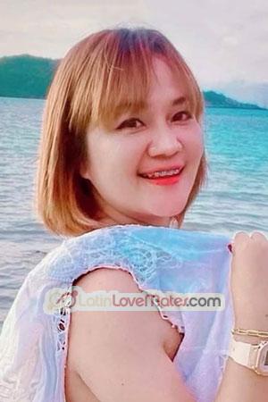 209370 - Pitchsinee Age: 33 - Thailand