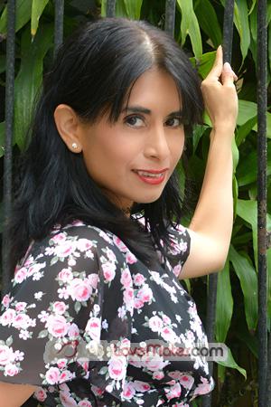 223037 - Elizabeth Age: 44 - Peru