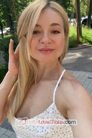 224224 - Valentina Age: 46 - Ukraine