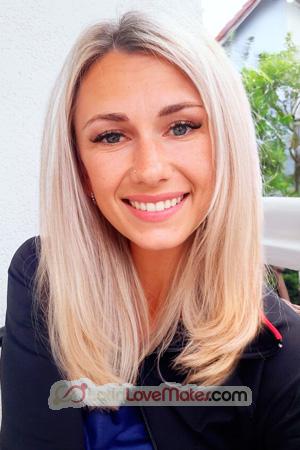 225060 - Daryna Age: 38 - Poland