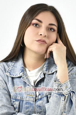 226013 - Laura Age: 29 - Colombia