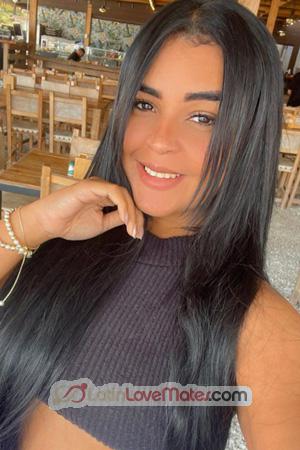 226398 - Yislaine Age: 34 - Colombia