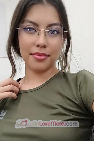 226512 - Samantha Age: 22 - Mexico