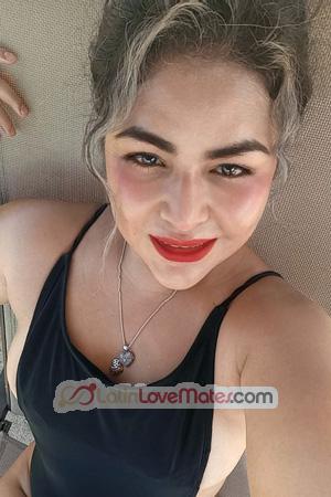 226835 - Xochilt Age: 35 - Costa Rica