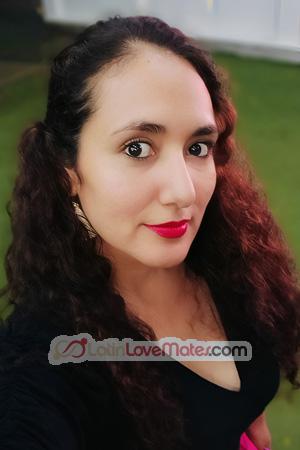 227199 - Grace Age: 34 - Peru