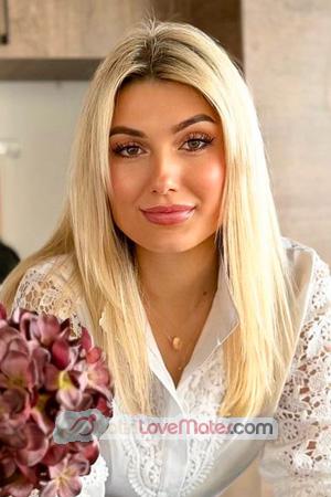 227241 - Yuliia Age: 43 - Ukraine