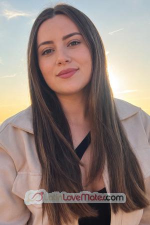 227508 - Laura Age: 26 - Colombia