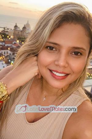 227511 - Tatiana Age: 37 - Colombia