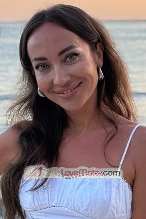 228606 - Viktoriia Age: 39 - Ukraine