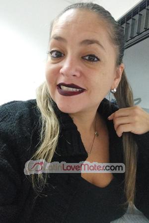 228969 - Karla Age: 40 - Costa Rica